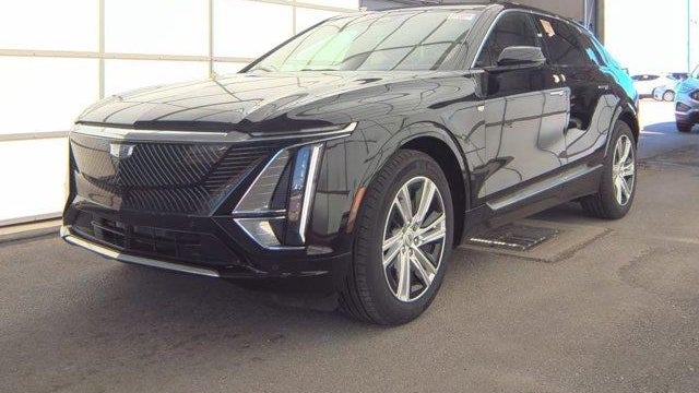 Preowned 2024 Cadillac LYRIQ Tech for Sale
