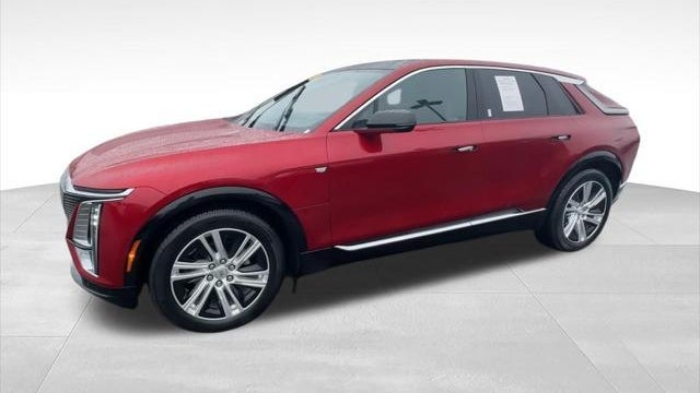 2024 Cadillac LYRIQ Tech