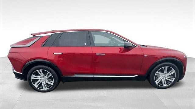 2024 Cadillac LYRIQ Tech
