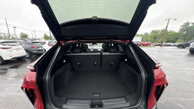2024 Cadillac LYRIQ Tech