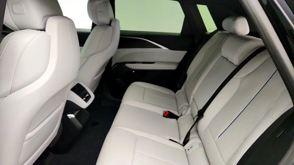 2025 Cadillac Lyriq - $44,995