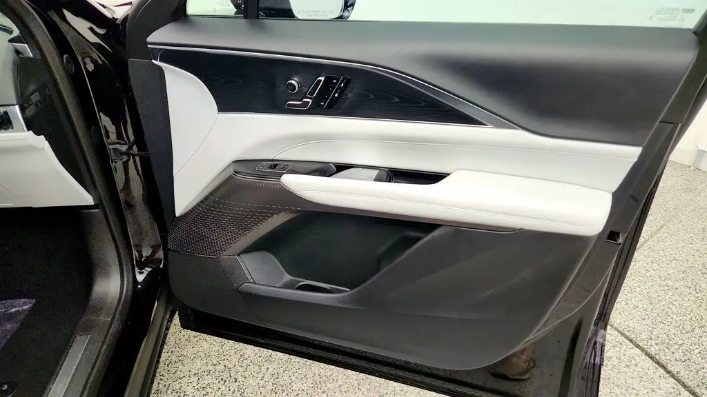 2025 Cadillac Lyriq - $44,995