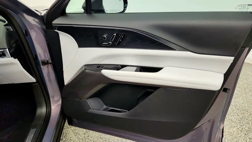 2025 Cadillac Lyriq - $45,495