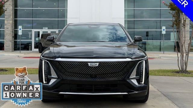 2024 Cadillac LYRIQ Luxury 1
