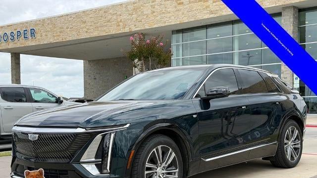 2024 Cadillac LYRIQ Luxury 1