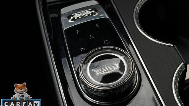 2024 Cadillac LYRIQ Luxury 1