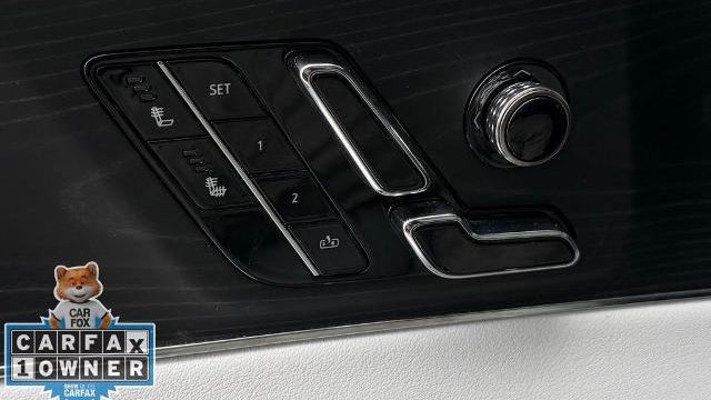2024 Cadillac LYRIQ Luxury 1