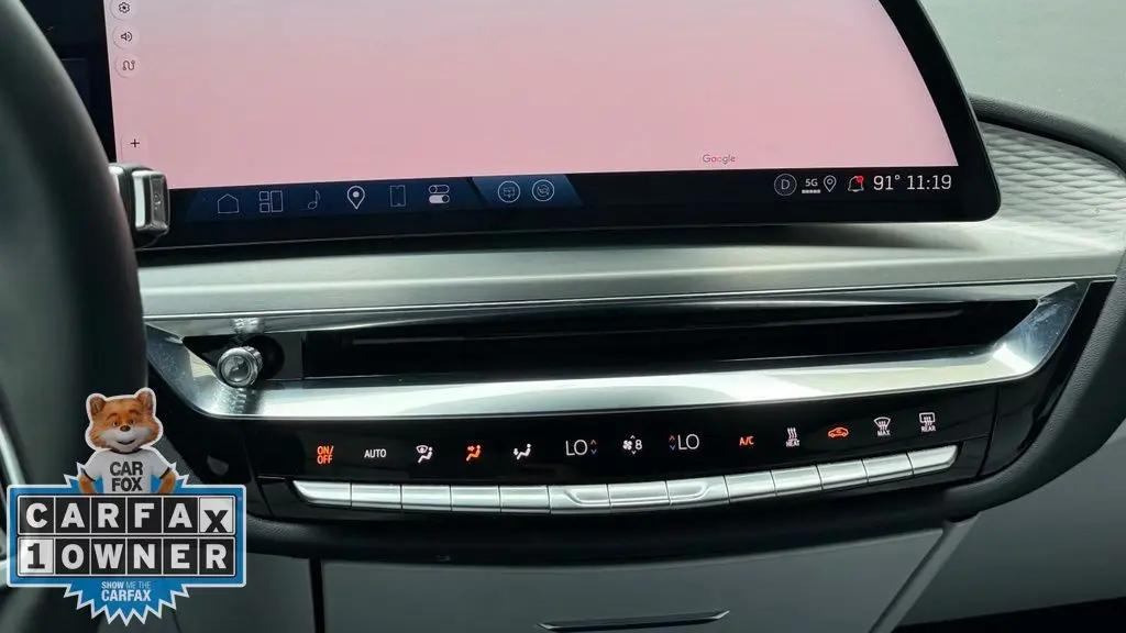 2024 Cadillac LYRIQ Luxury 1