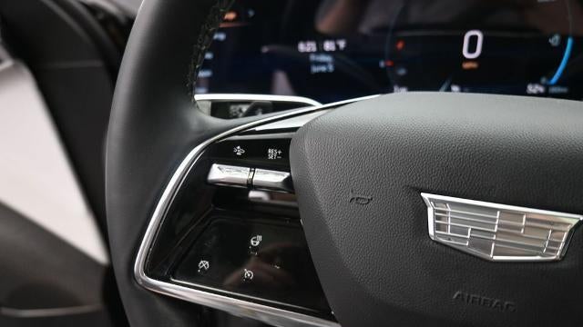 2024 Cadillac LYRIQ Luxury 1