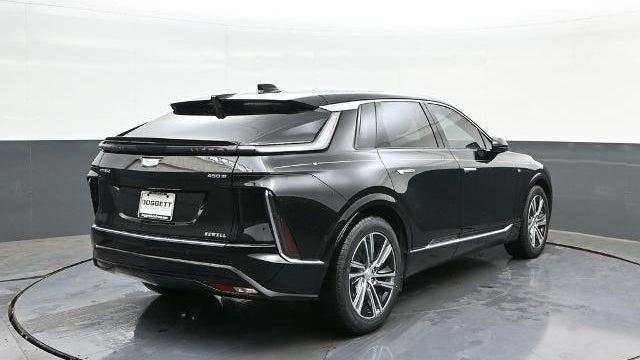 2024 Cadillac LYRIQ Luxury 1