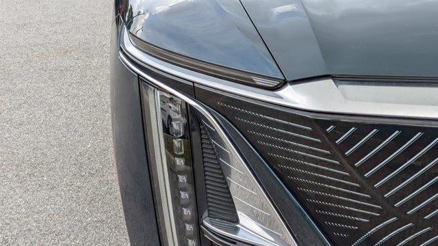 2024 Cadillac LYRIQ Luxury 1