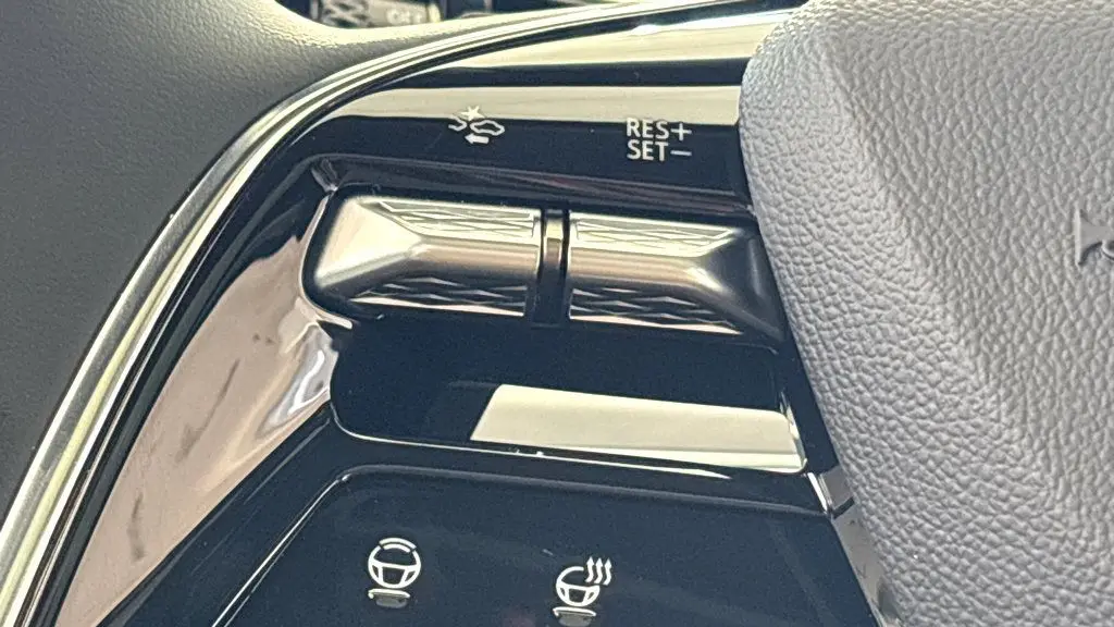 2026 Cadillac LYRIQ Premium Luxury