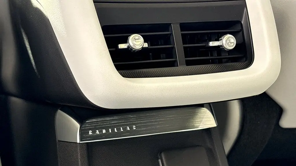 2026 Cadillac LYRIQ Premium Luxury