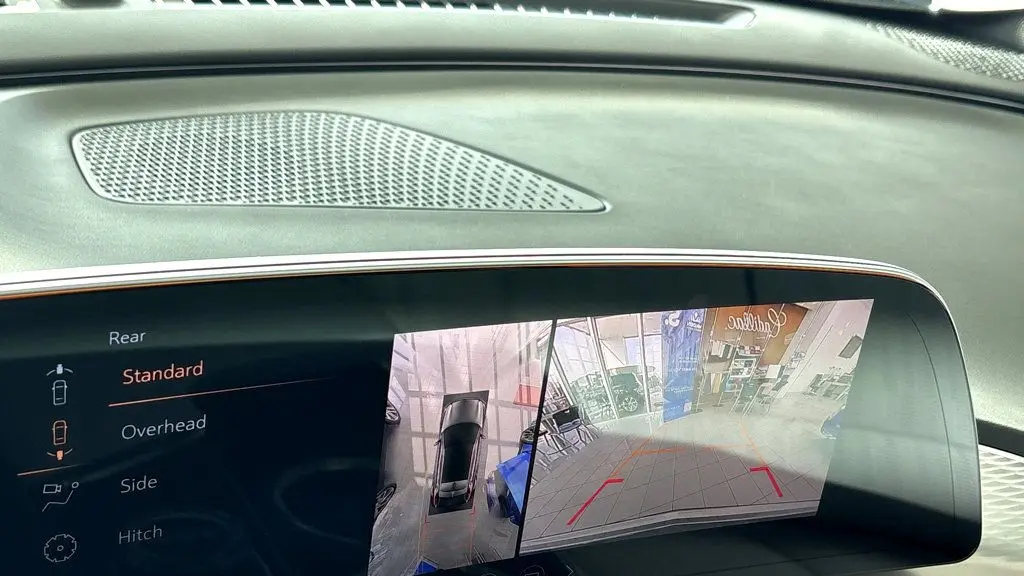 2026 Cadillac LYRIQ Premium Luxury