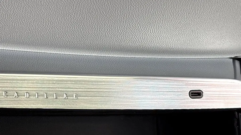 2026 Cadillac LYRIQ Premium Luxury