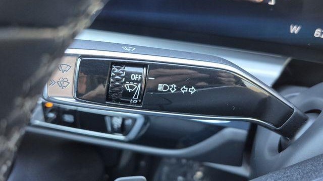 2024 Cadillac LYRIQ Luxury 2