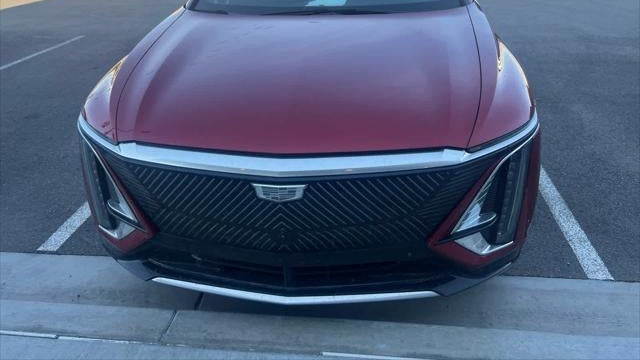 2024 Cadillac LYRIQ Luxury 3