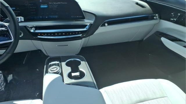 2024 Cadillac LYRIQ Sport 1