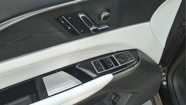 2024 Cadillac LYRIQ Sport 1