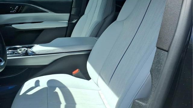2024 Cadillac LYRIQ Sport 1