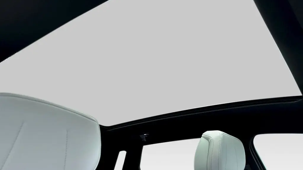 2025 Cadillac LYRIQ Sport 1