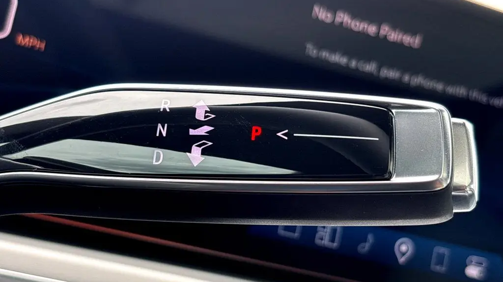 2025 Cadillac LYRIQ Sport 1