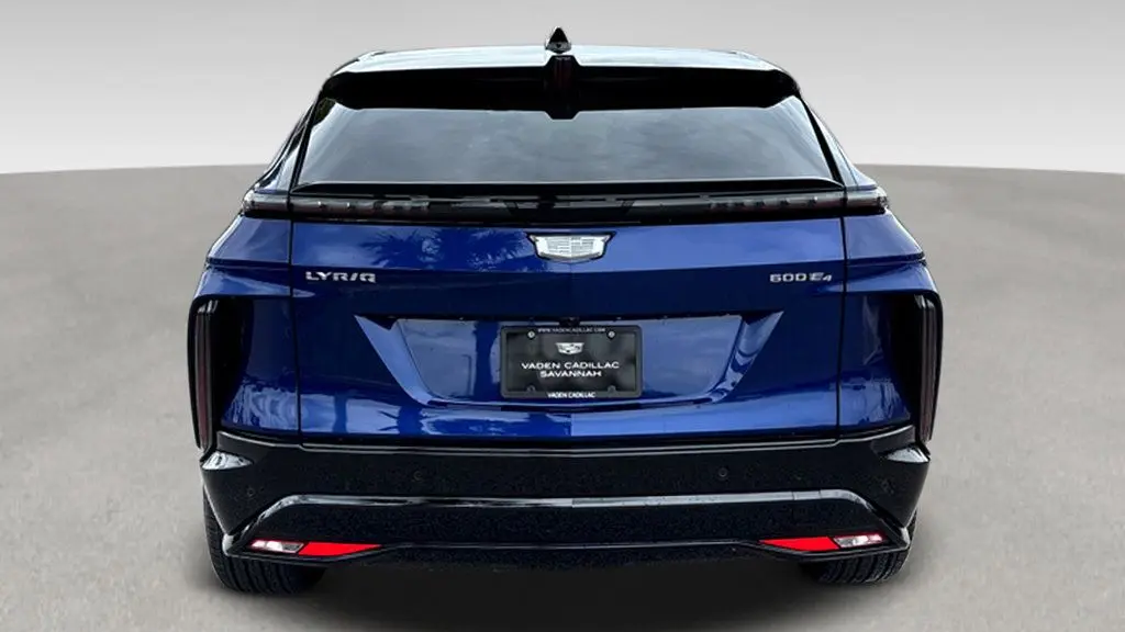 2025 Cadillac LYRIQ Sport 1