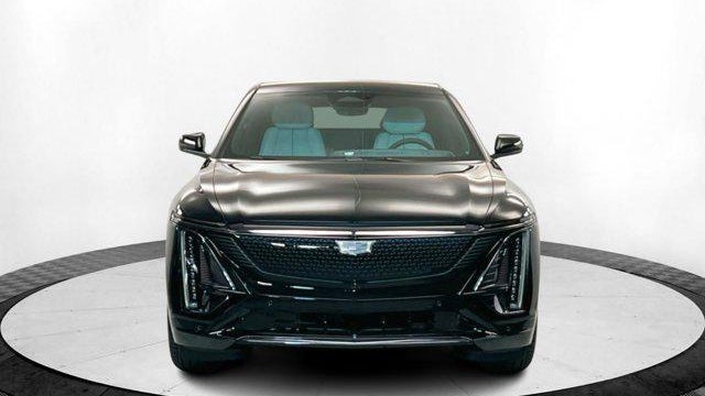 2025 Cadillac LYRIQ Sport 1