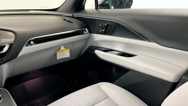2025 Cadillac LYRIQ Sport 1