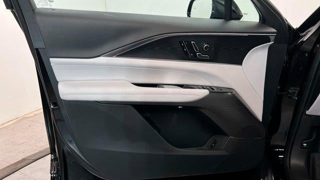 2025 Cadillac LYRIQ Sport 1