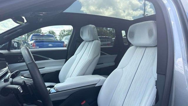 2024 Cadillac LYRIQ Sport 2