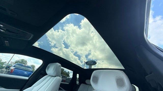 2024 Cadillac LYRIQ Sport 2