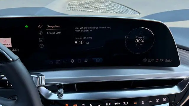 2025 Cadillac LYRIQ Sport 2