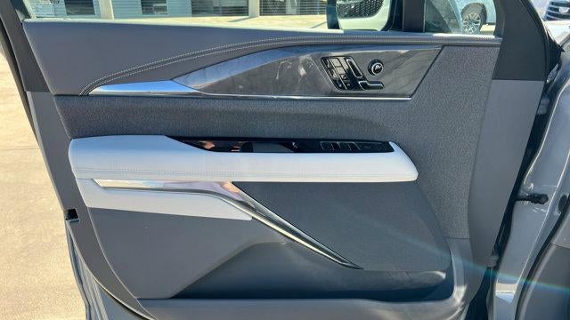 2026 Cadillac Escalade IQL Luxury