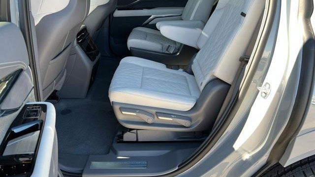 2026 Cadillac Escalade IQL Luxury