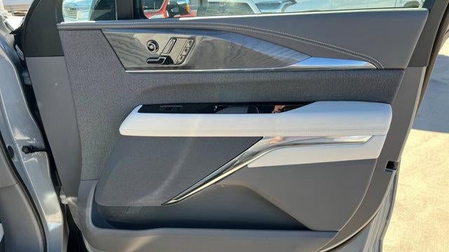 2026 Cadillac Escalade IQL Luxury