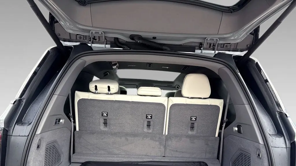 2026 Cadillac Escalade IQL Sport