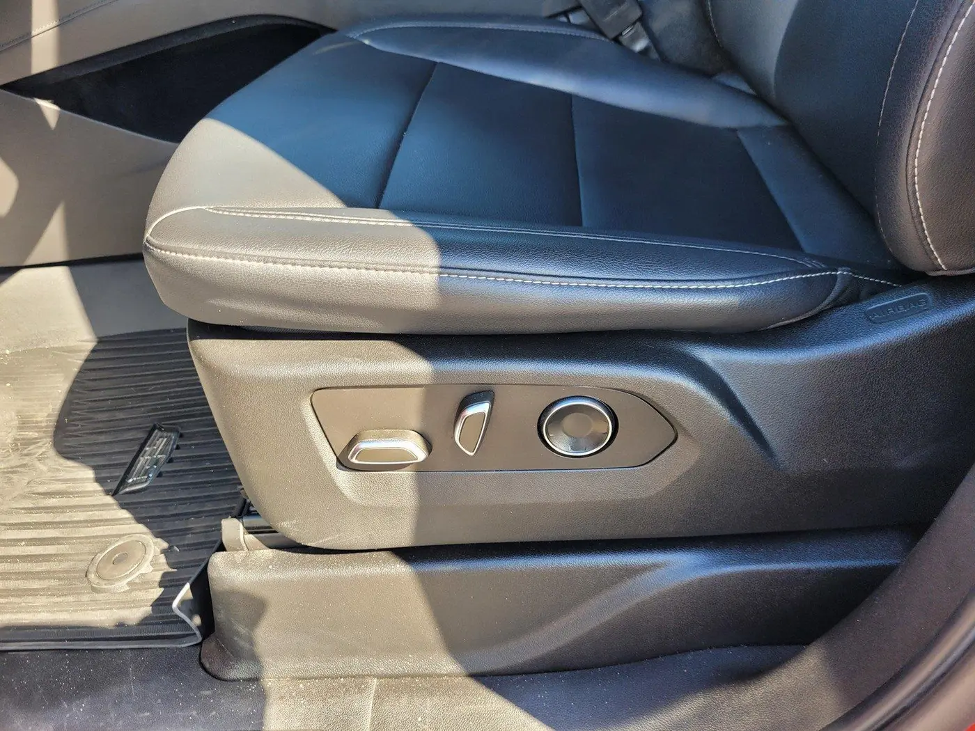 2021 Cadillac Escalade - $53,060