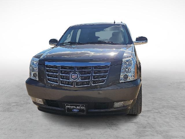2011 Cadillac Escalade - $16,899