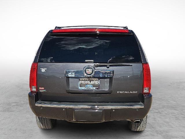 2011 Cadillac Escalade - $16,899