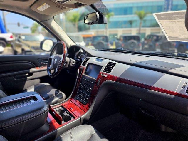 2012 Cadillac Escalade - $14,032