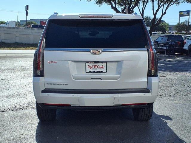 2020 Cadillac Escalade - $35,995