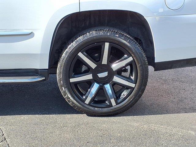 2020 Cadillac Escalade - $35,995