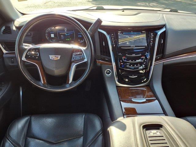 2020 Cadillac Escalade - $35,995