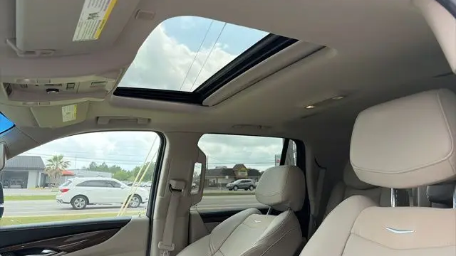 2018 Cadillac Escalade Luxury