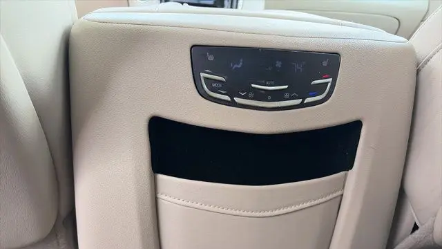 2018 Cadillac Escalade Luxury