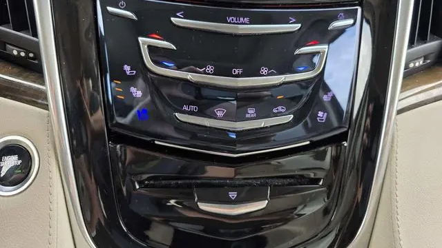 2018 Cadillac Escalade Luxury