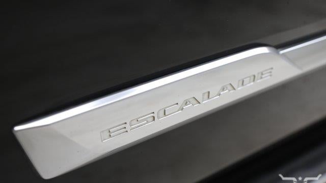 2016 Cadillac Escalade Luxury Collection