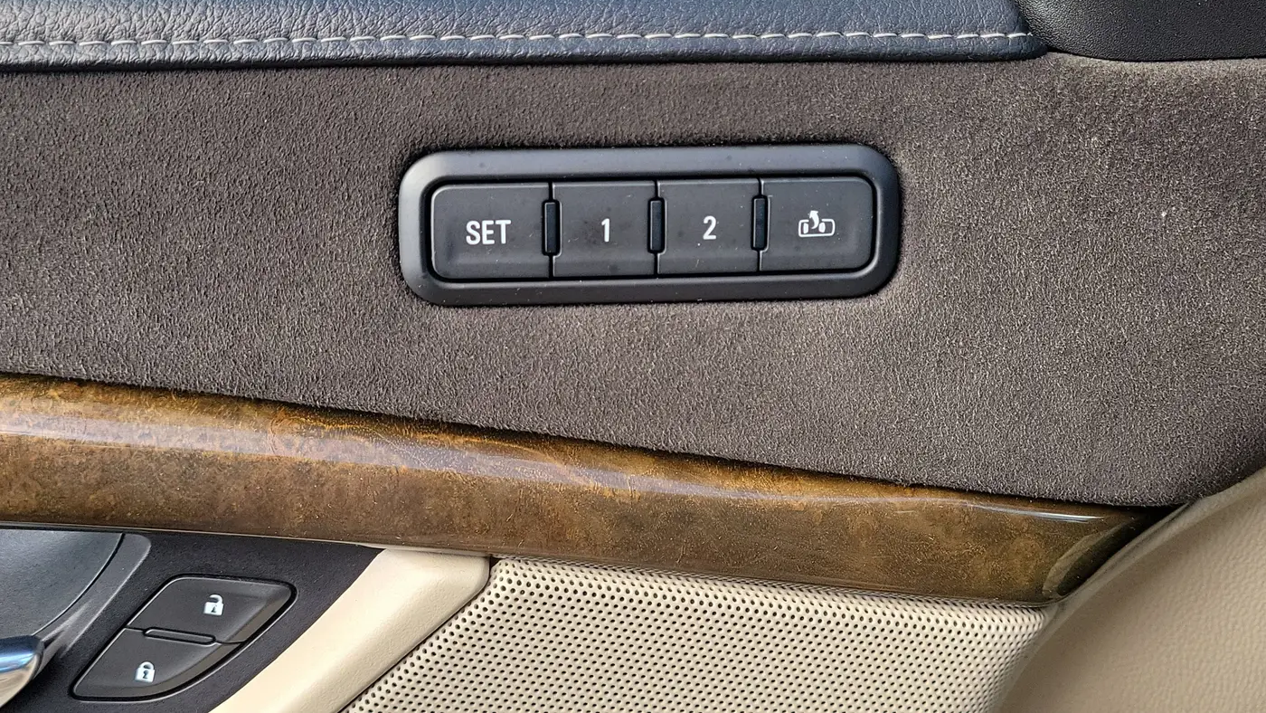2018 Cadillac Escalade Luxury