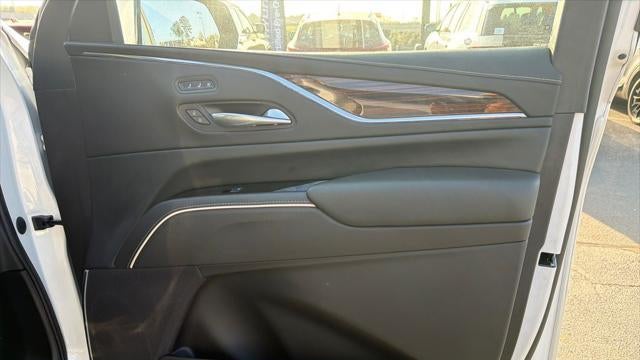 2023 Cadillac Escalade Premium Luxury